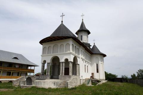 Schitul Sfântul Mina, Dumbrava